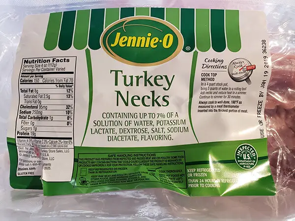 Nutrition-facts-about-the-neck-of-a-turkey 