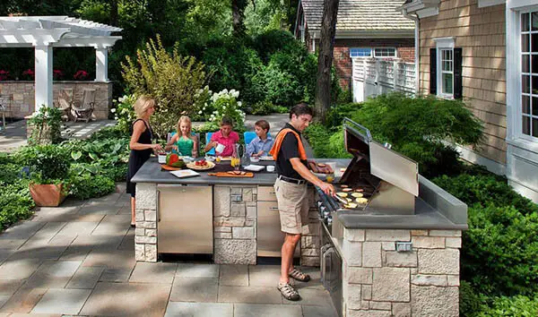 outdoor propane grill backyrad